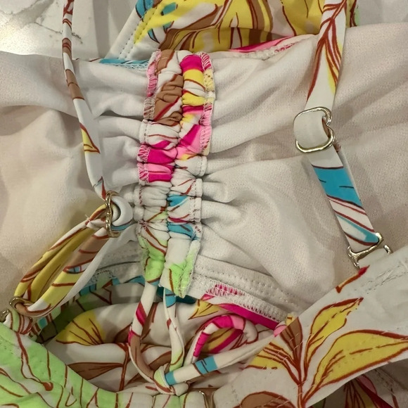 No Boundaries One Piece Bathing Suit Jungle Print Multicolor L NWT - Picture 7 of 8